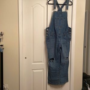 Women’s maternity overalls